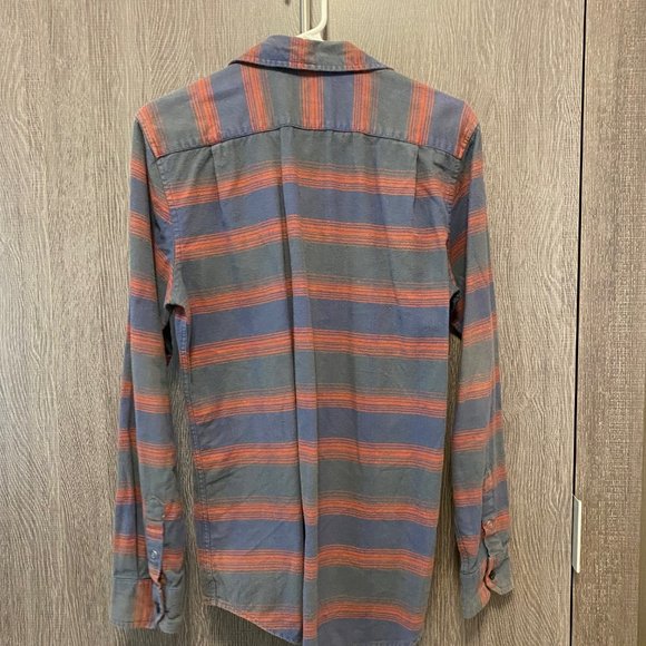 Men's button up shirt - Picture 2 of 2